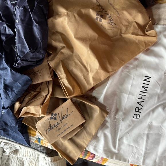 Bundle of purse dust cover bags - Picture 3 of 3